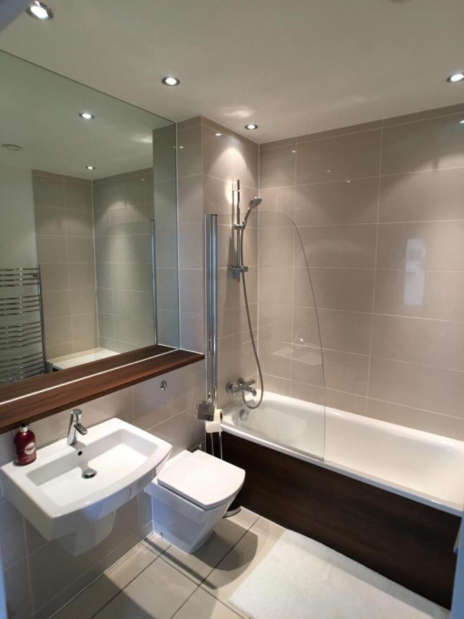 Luxury 2 Bed Penthouse Apartment Near Station Londyn Zewnętrze zdjęcie